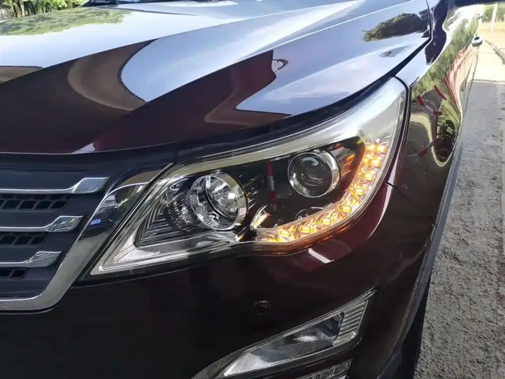 Baojun 560 2015 1.8L Manual Deluxe Edition — миниатюра 24