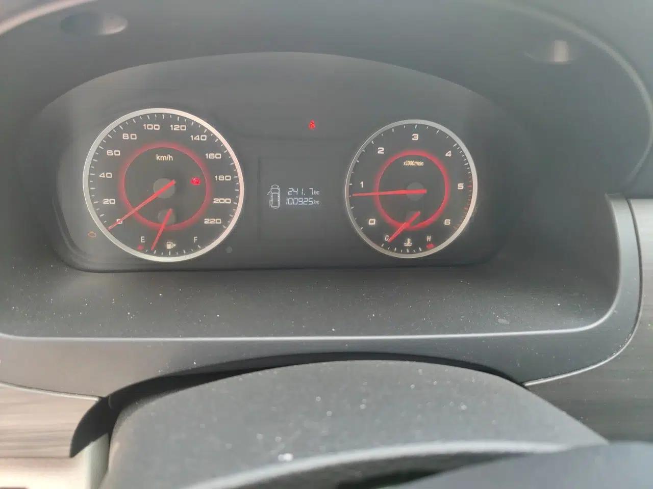 SAIC MAXUS G10 2016 1.9T Manual Elite Edition Diesel China V Standard — миниатюра 12