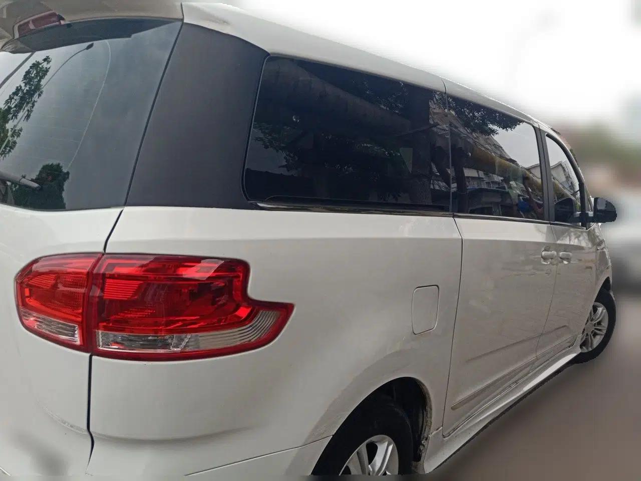 SAIC MAXUS G10 2016 2.0T Automatic Luxury Executive Edition — миниатюра 6