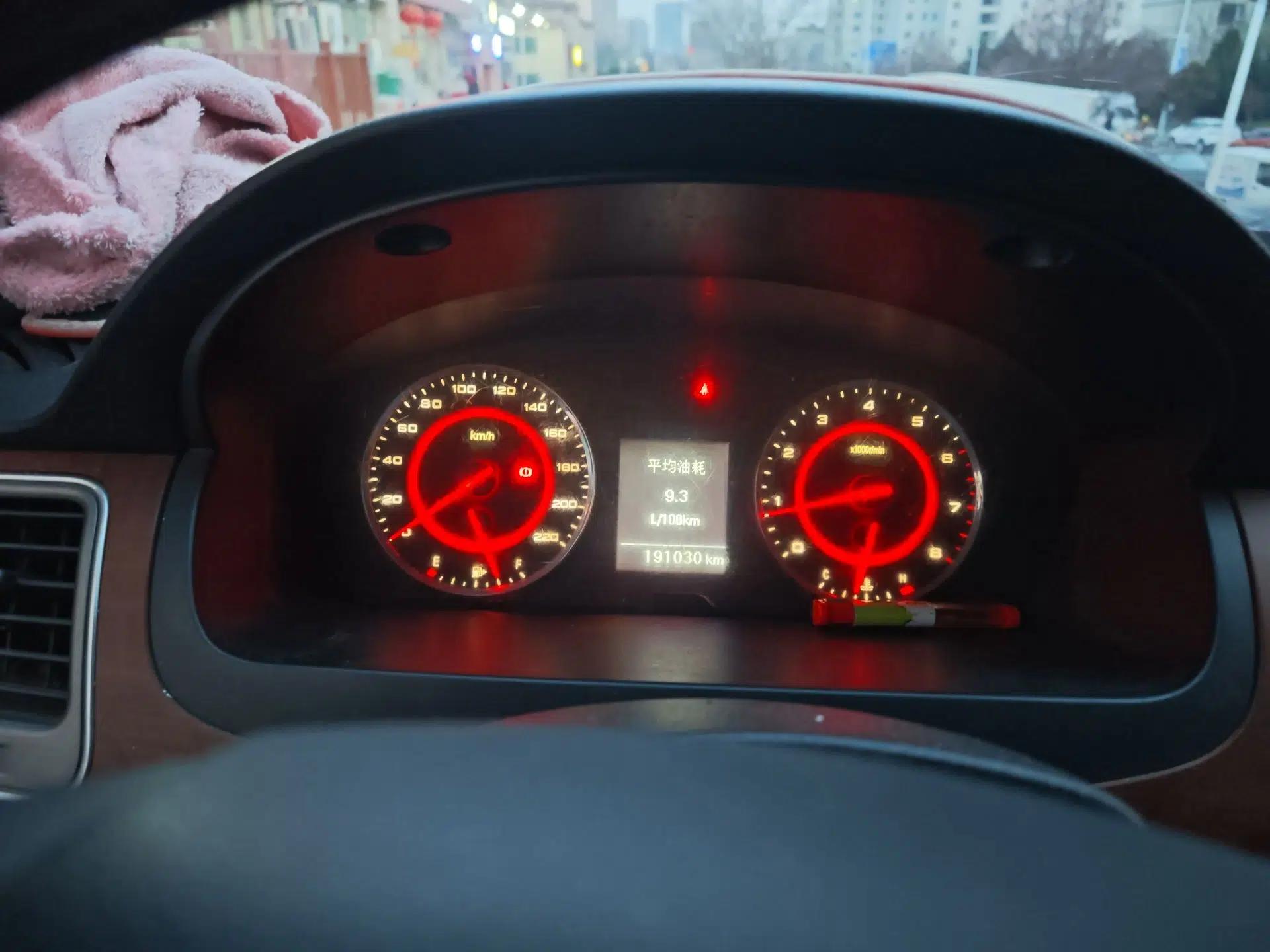 SAIC MAXUS G10 2014 2.0T Manual Luxury Edition — миниатюра 12