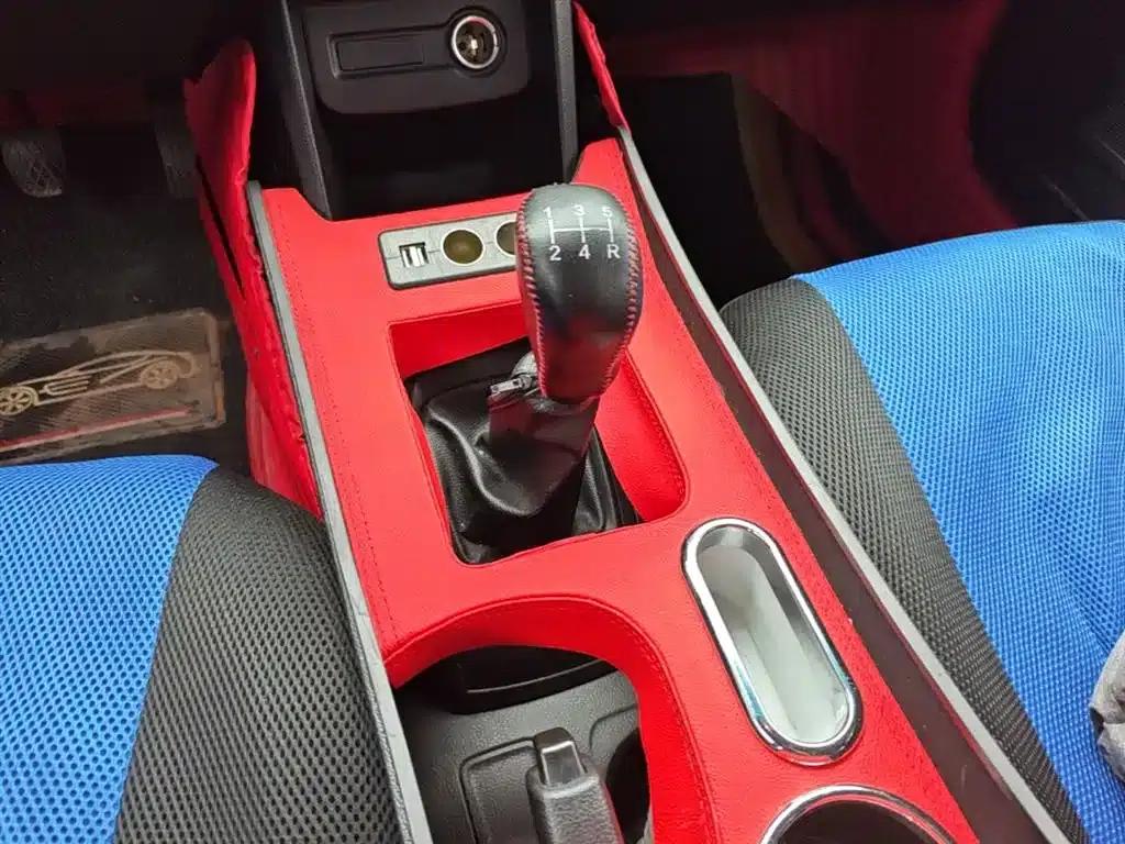 Baojun 310 2020 1.2L Manual Value Edition — миниатюра 10