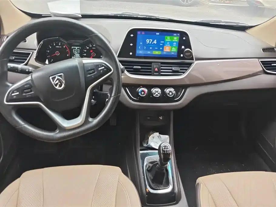 Baojun 310W 2017 1.5L Manual Fashion Edition (National V Emission Standard) — миниатюра 12