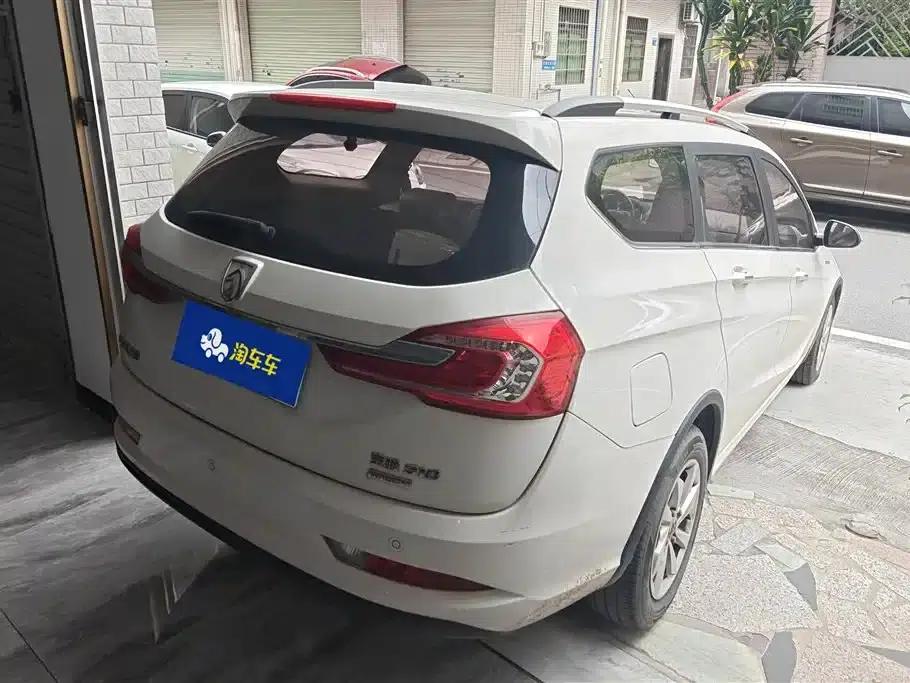 Baojun 310W 2017 1.5L Manual Fashion Edition (National V Emission Standard) — миниатюра 3