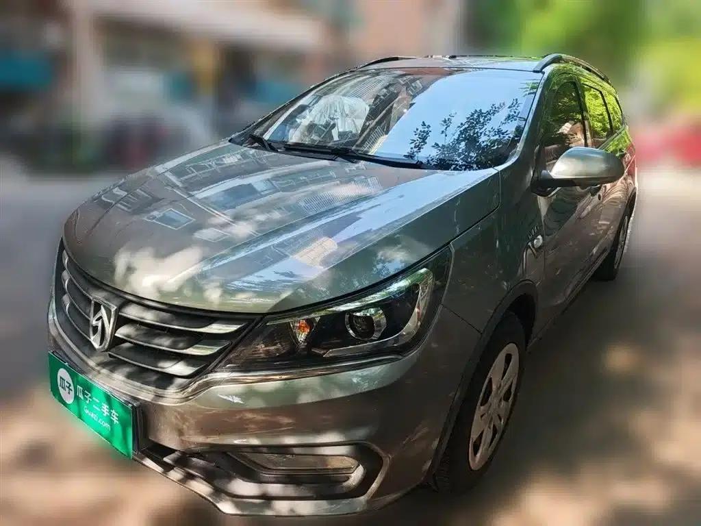 Baojun 310W 2017 1.5L Manual Comfort Model (National VI Emission Standard) — миниатюра 2