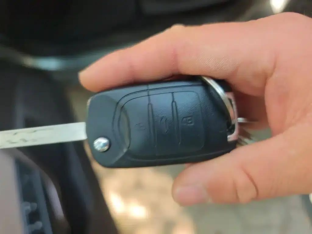 Baojun 310W 2017 1.5L Manual Comfort Model (National VI Emission Standard) — миниатюра 12