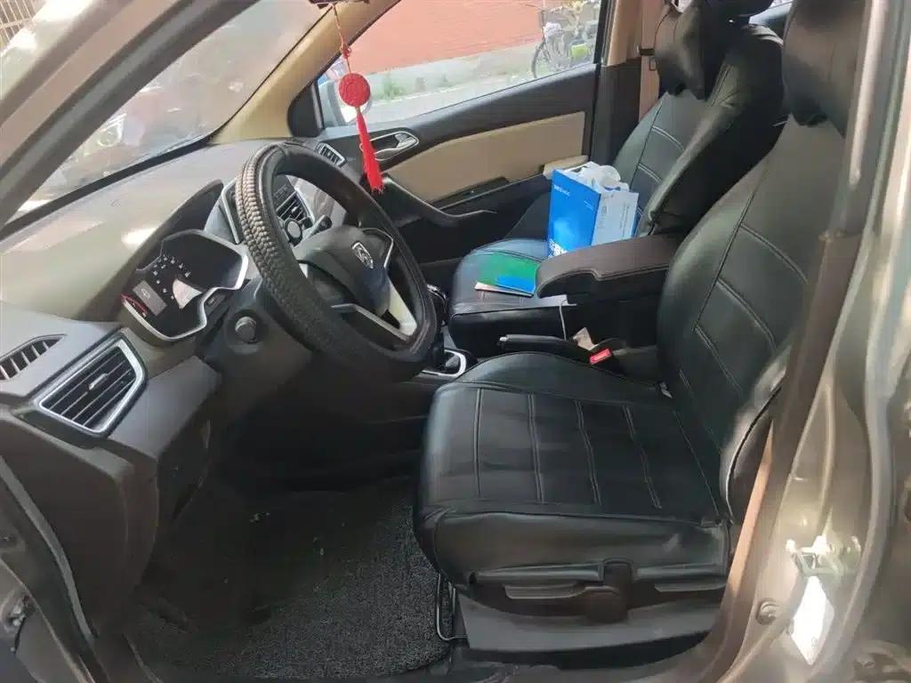 Baojun 310W 2017 1.5L Manual Comfort Model (National VI Emission Standard) — миниатюра 8