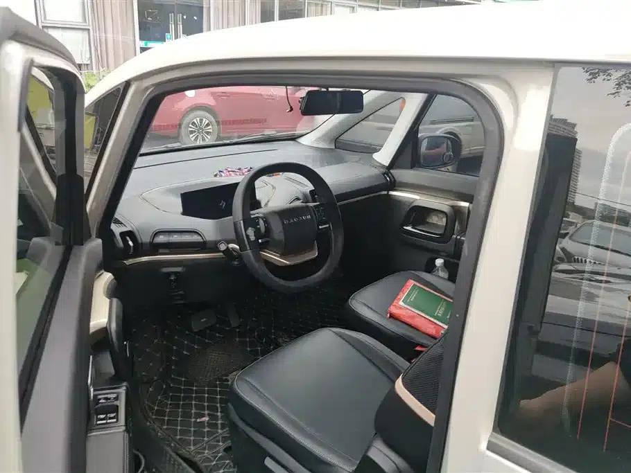 Baojun KiWi EV 2022 Artist Light Edition (Lithium Iron Phosphate) — миниатюра 11