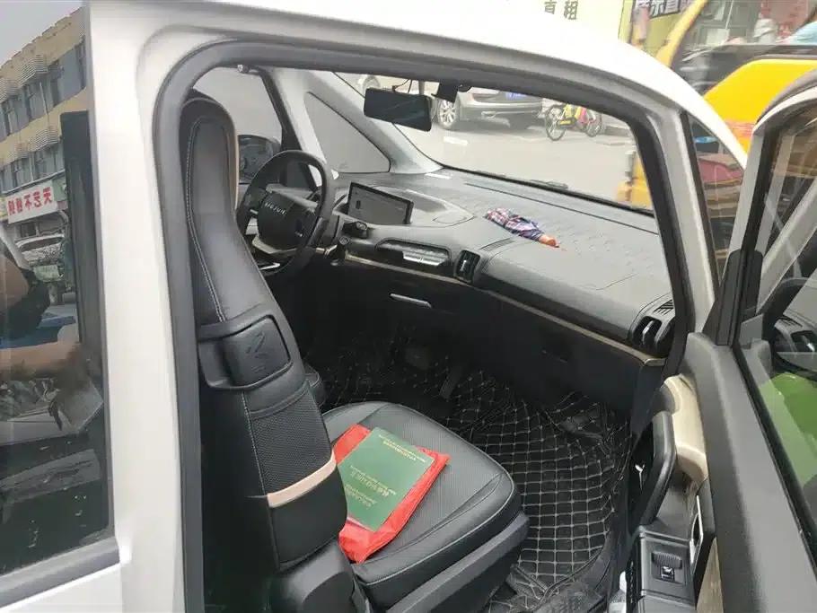 Baojun KiWi EV 2022 Artist Light Edition (Lithium Iron Phosphate) — миниатюра 8