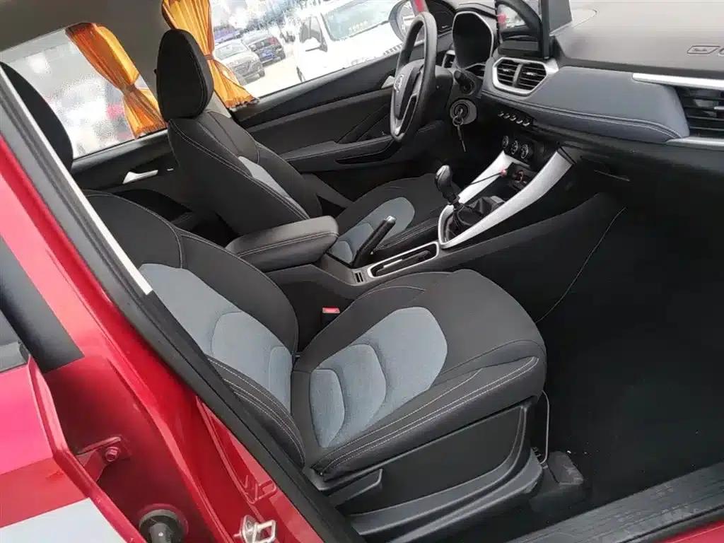 Baojun 530 2018 1.5T Manual Comfort Model (National V Emission Standard) — миниатюра 25