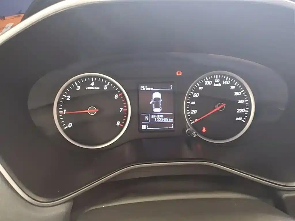 Baojun 530 2018 1.8L Automatic Elite (National V Emission Standard) — миниатюра 12
