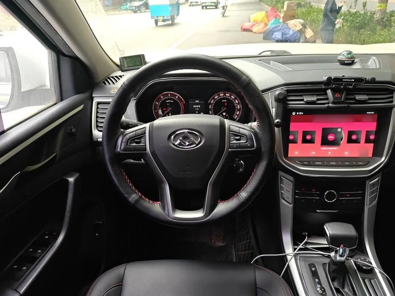 SAIC MAXUS T60 2017 2.0T Gasoline Automatic 4x4 High-Ride Elite Standard Cabin — миниатюра 11
