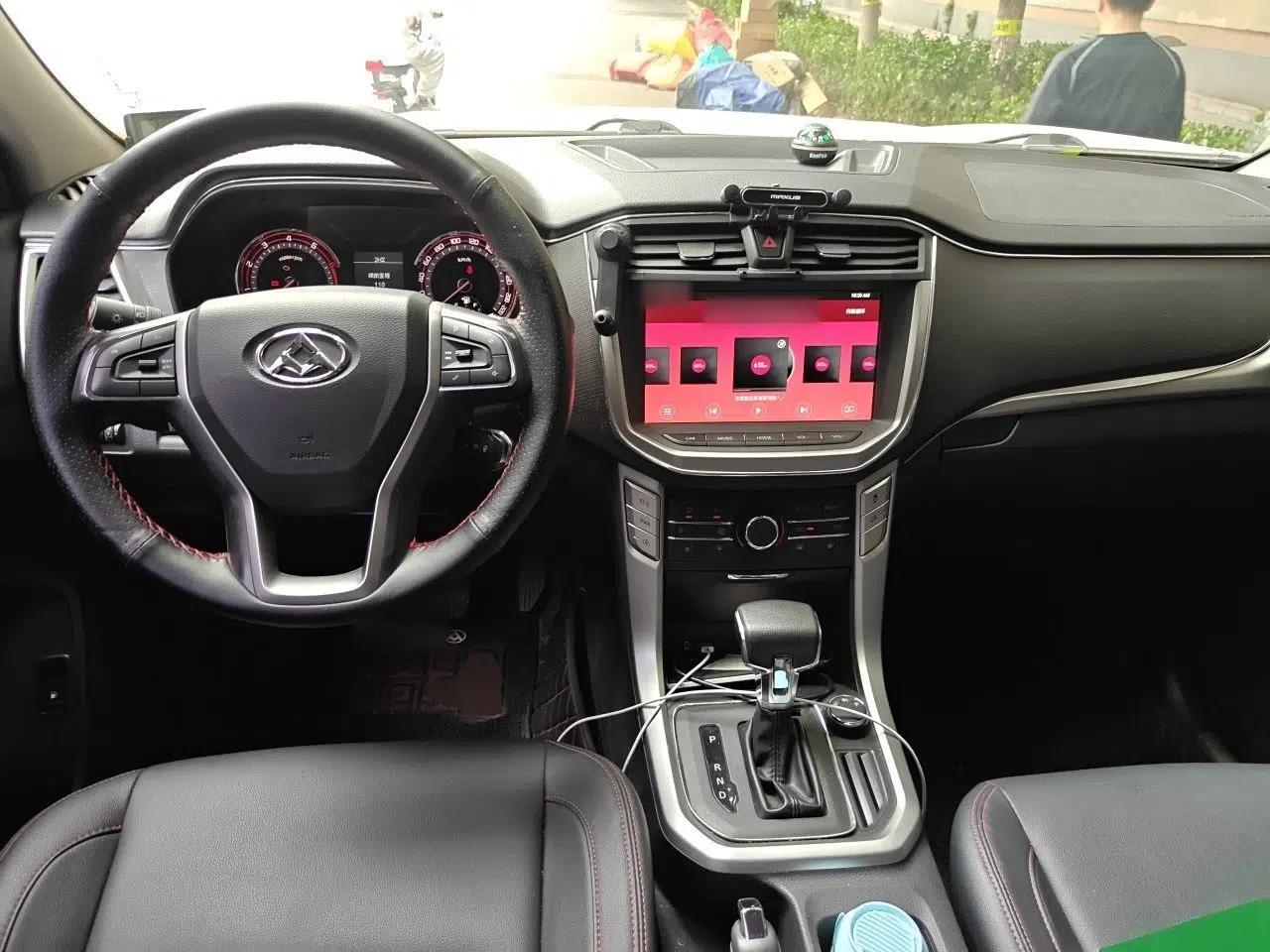 SAIC MAXUS T60 2017 2.0T Gasoline Automatic 4x4 High-Ride Elite Standard Cabin — миниатюра 10