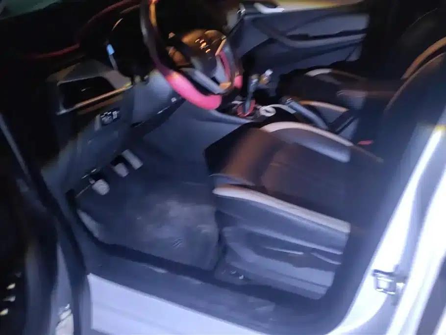 Baojun 360 2019 1.5L Manual Elite (National VI Emission Standard) — миниатюра 9