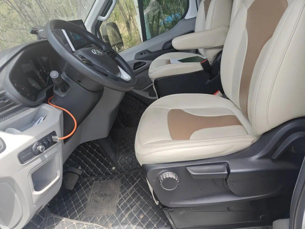 SAIC MAXUS V90 RV  — миниатюра 16