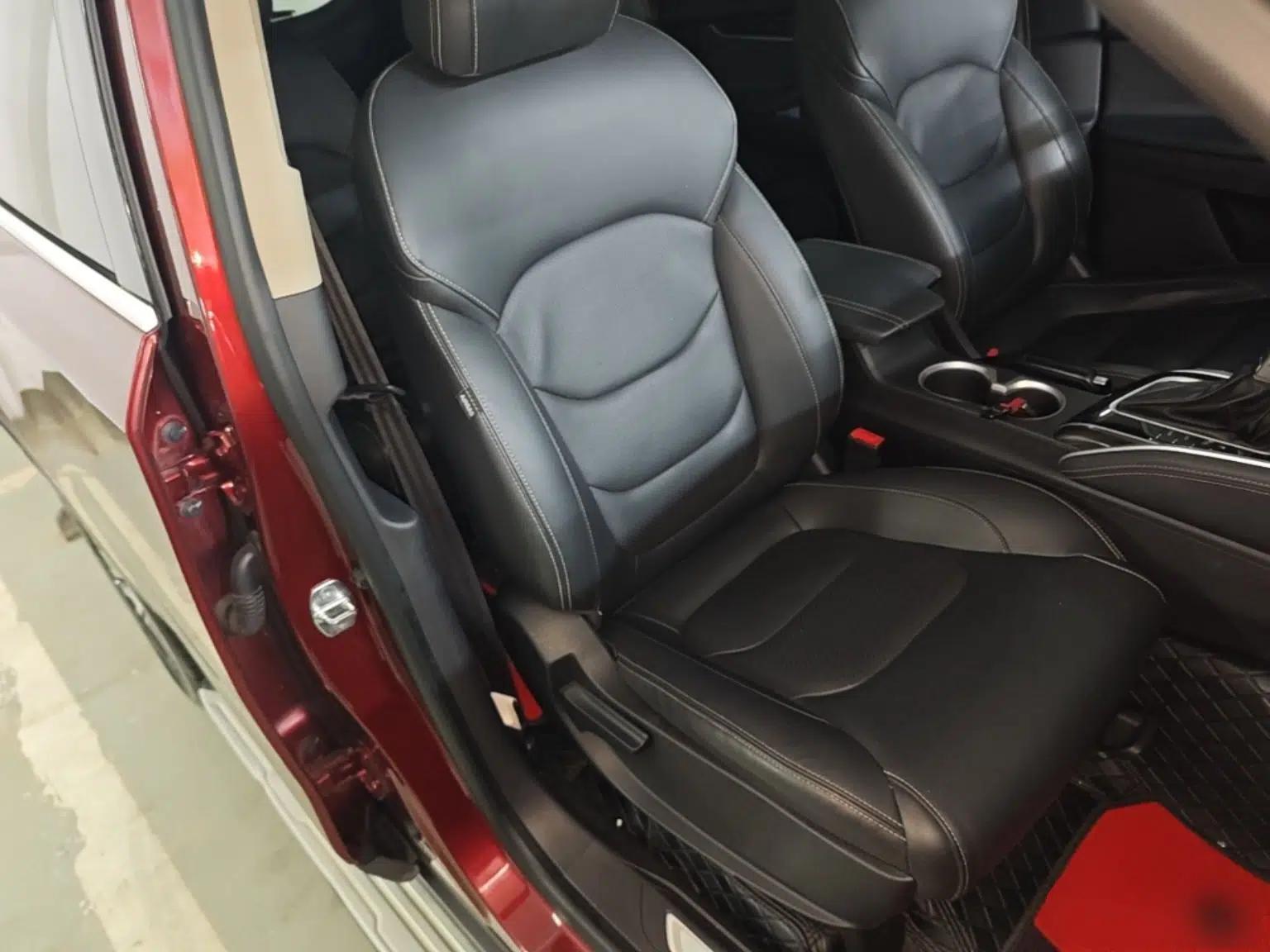 SAIC MAXUS D90 2017 2.0T Automatic Two-Wheel Drive Mercury Base Edition — миниатюра 23
