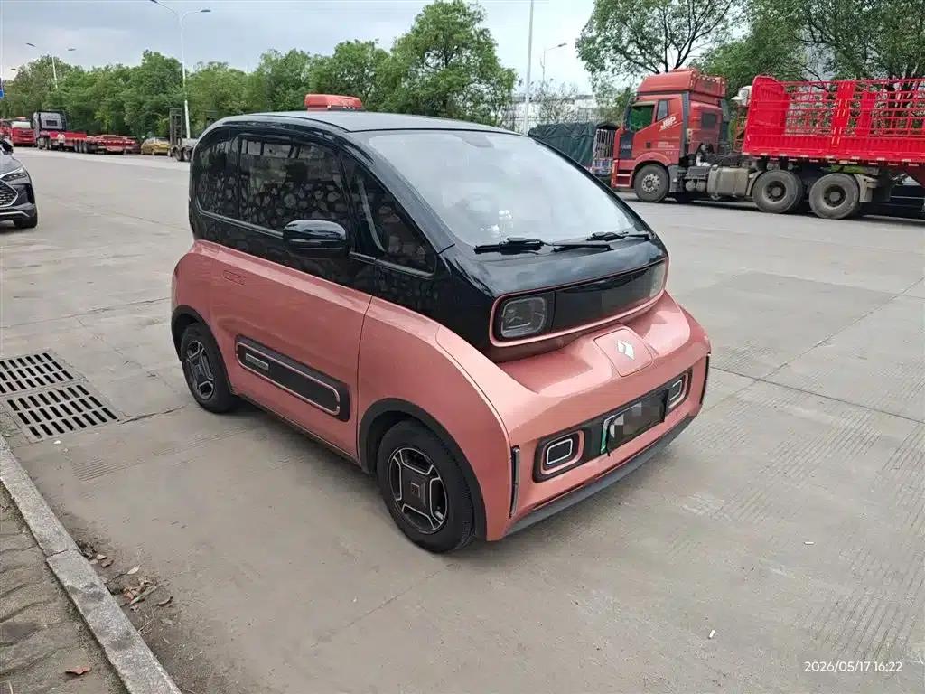 Baojun E300 2020 Interstellar Intelligent Driving Edition — миниатюра 3