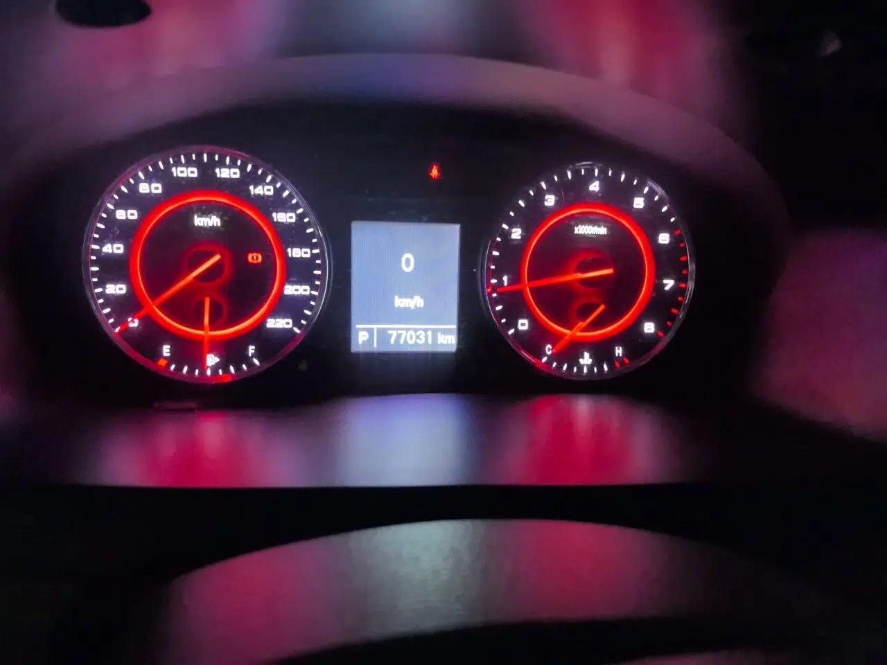 SAIC MAXUS RG10  — миниатюра 13