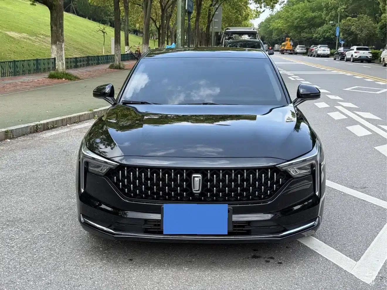 Bestune B70 2023 Third Generation 1.5T Automatic Enjoyment Edition 70th Anniversary Edition — миниатюра 2