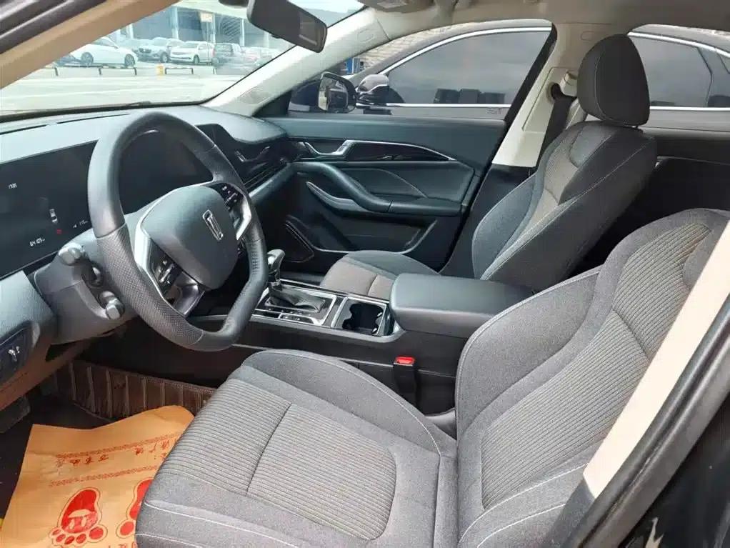 Bestune B70 2023 Third Generation 1.5T Automatic Enjoyment Edition 70th Anniversary Edition — миниатюра 5