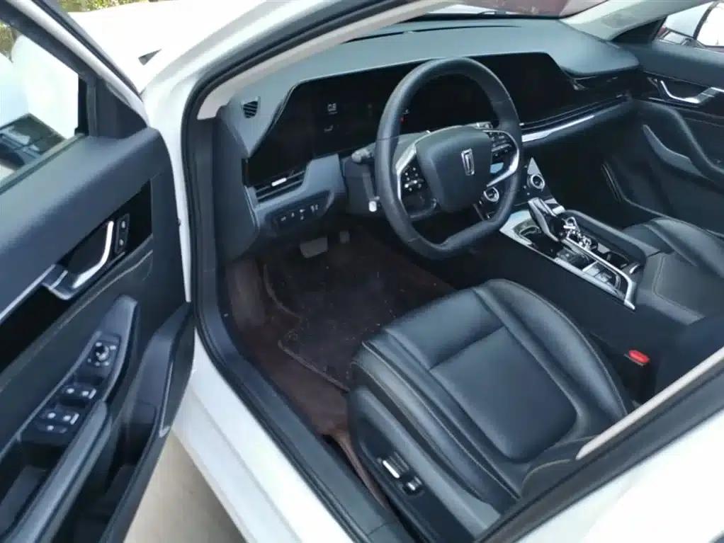 Bestune B70 2021 1.5T Automatic 15th Anniversary Edition — миниатюра 16