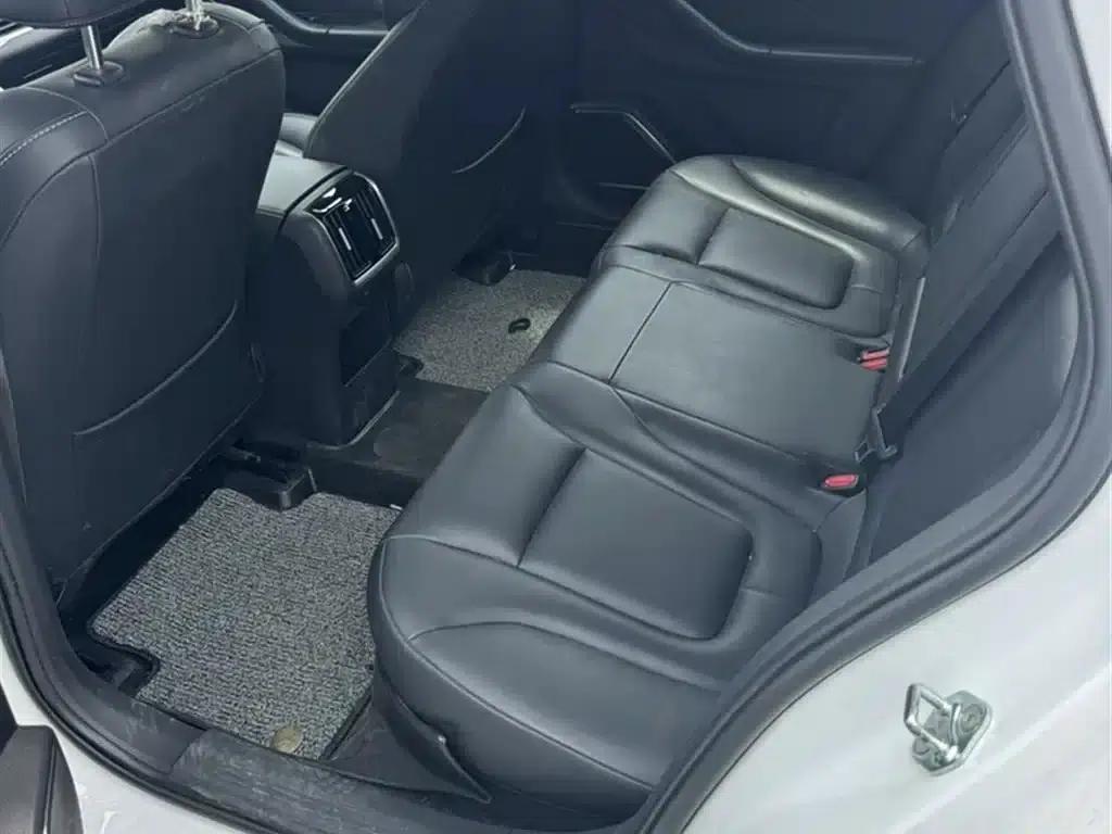Bestune B70 2021 1.5T Automatic Smart Edition — миниатюра 13