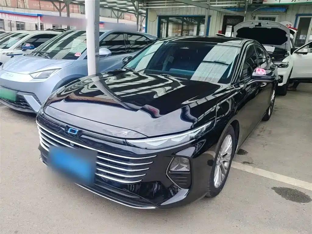 Bestune B70 2024 Fourth Generation 2.0T Leading Edition — миниатюра 2