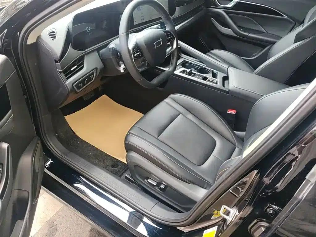 Bestune B70 2024 Fourth Generation 2.0T Leading Edition — миниатюра 16