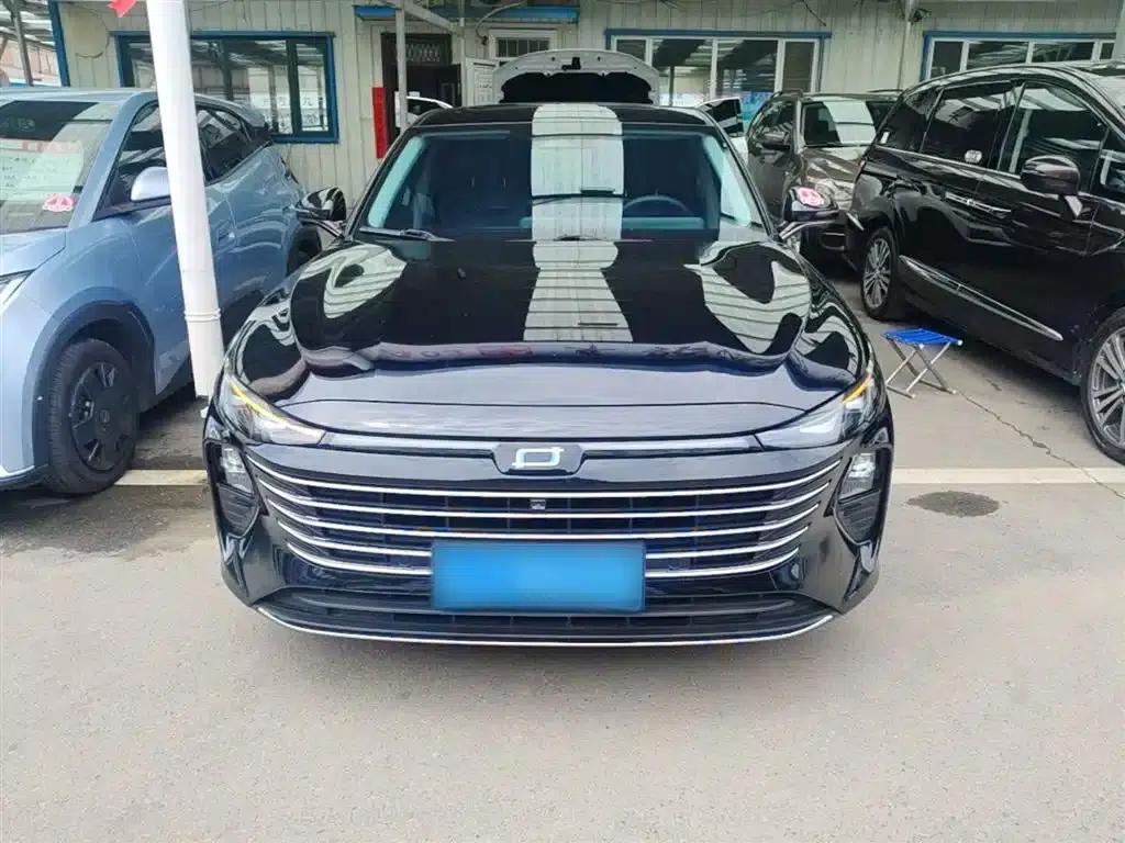 Bestune B70 2024 Fourth Generation 2.0T Leading Edition — миниатюра 3