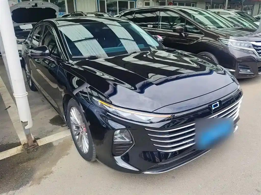 Bestune B70 2024 Fourth Generation 2.0T Leading Edition — миниатюра 4