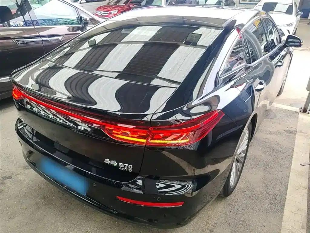 Bestune B70 2024 Fourth Generation 2.0T Leading Edition — миниатюра 7