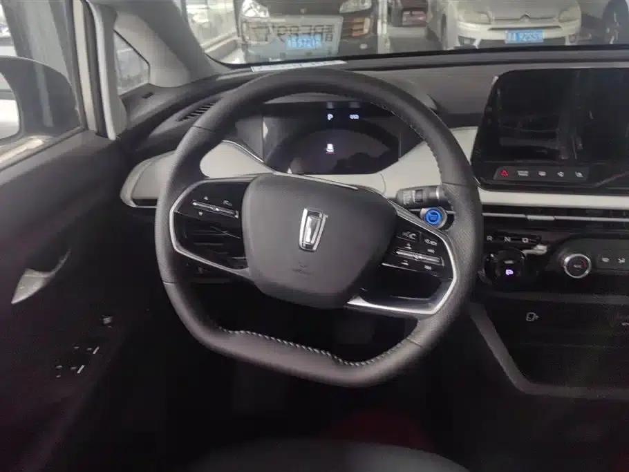 Bestune NAT 2023 PRO Enjoy Travel Edition 425km — миниатюра 15
