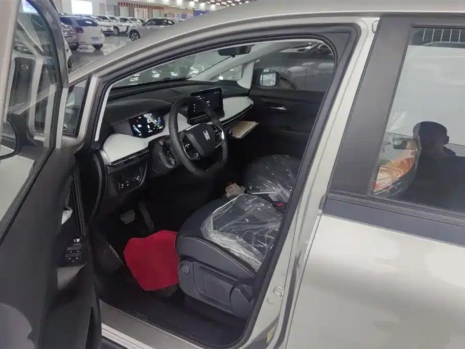 Bestune NAT 2023 PRO Enjoy Travel Edition 425km — миниатюра 9