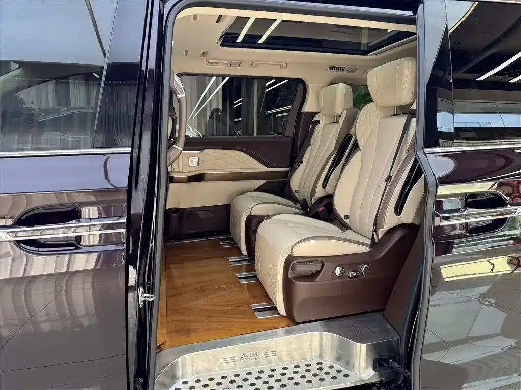 Bestune M9 2023 2.0T Supreme Edition — миниатюра 11