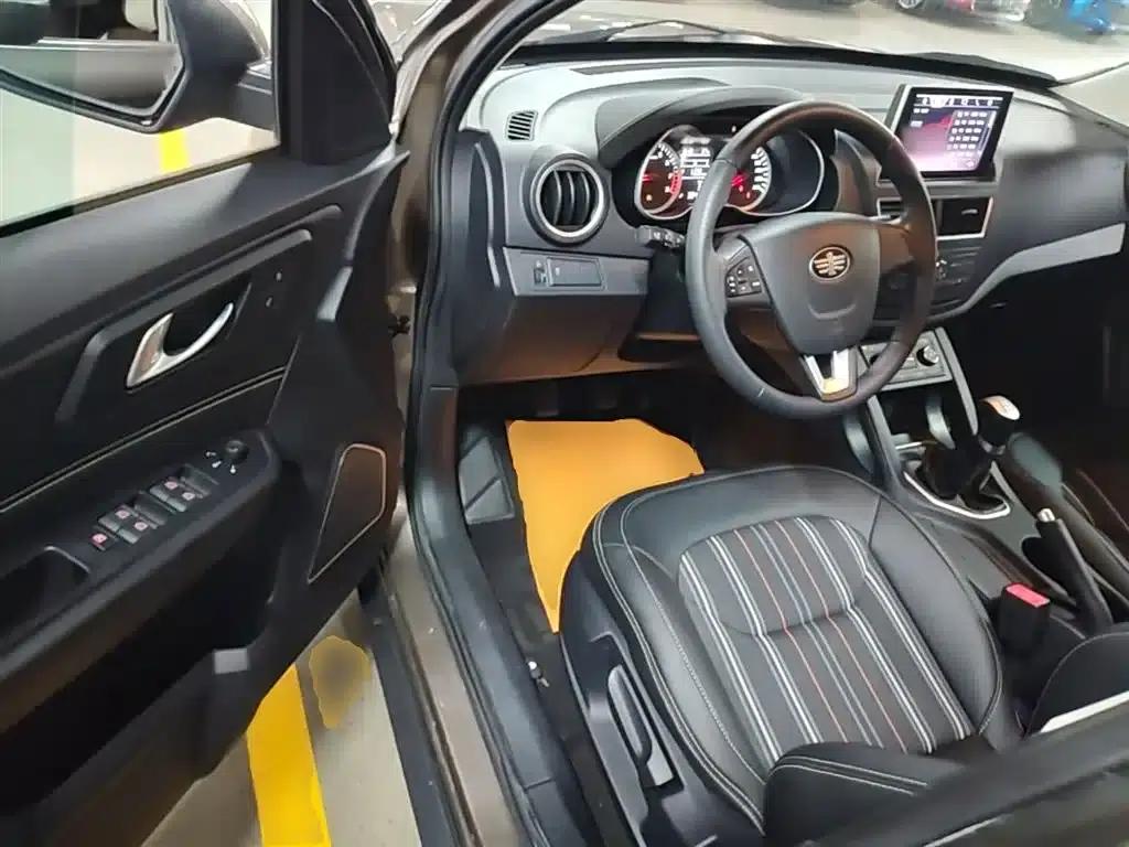 Bestune X40 2018 Popular Edition 1.6L Manual Comfort — миниатюра 16