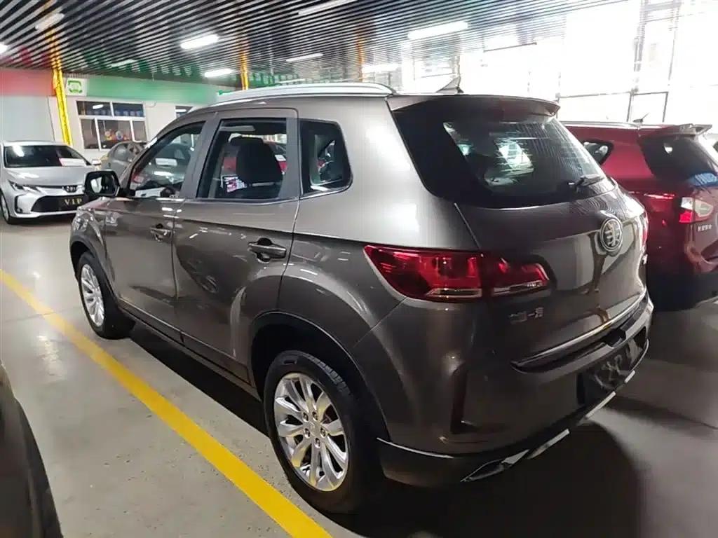 Bestune X40 2018 Popular Edition 1.6L Manual Comfort — миниатюра 5