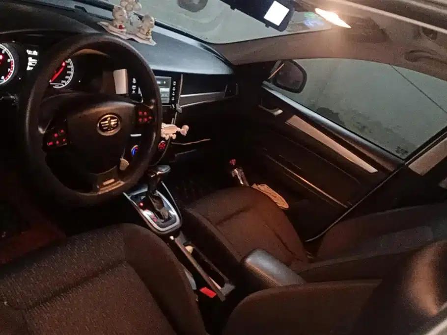 Besturn B30 2016 1.6L Automatic Luxury Edition — миниатюра 12