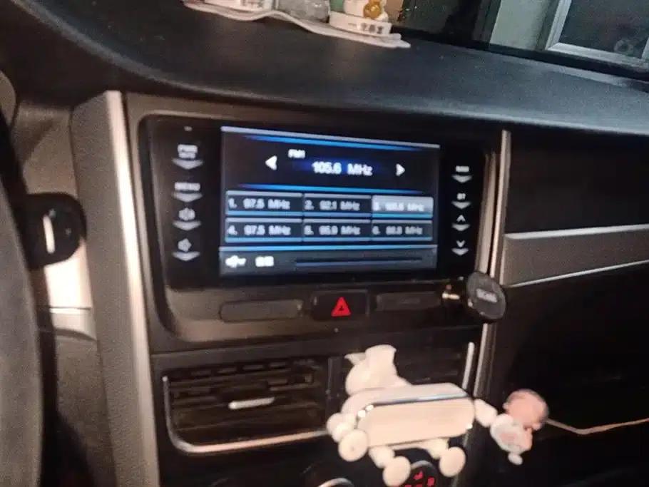 Besturn B30 2016 1.6L Automatic Luxury Edition — миниатюра 13