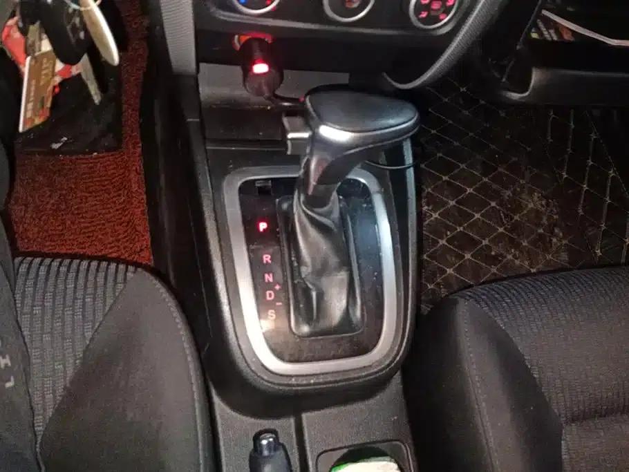 Besturn B30 2016 1.6L Automatic Luxury Edition — миниатюра 16