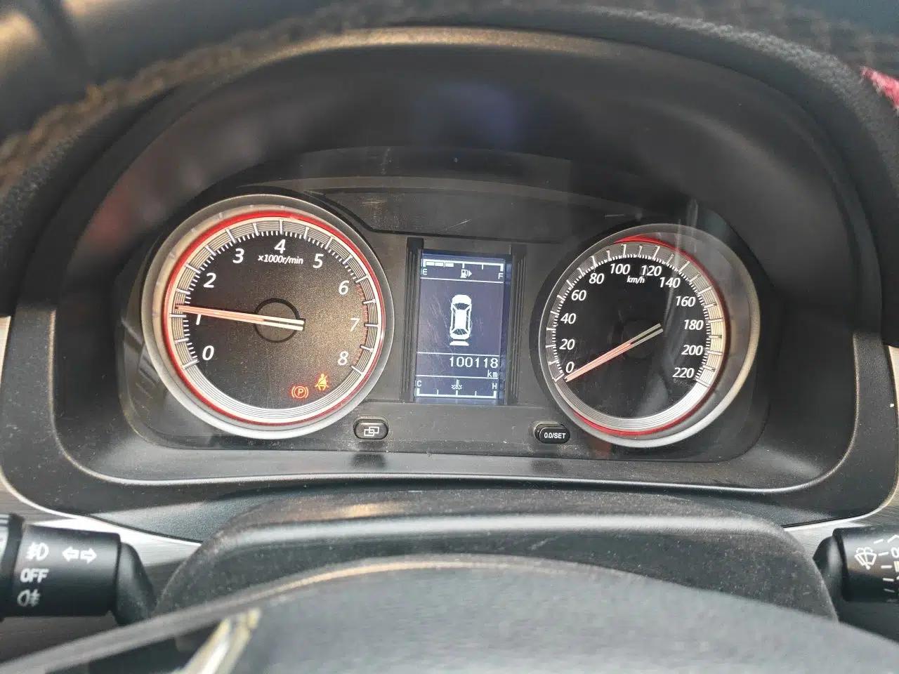 FORTHING Joyear X5 2017 1.6L Manual Luxury Model — миниатюра 12