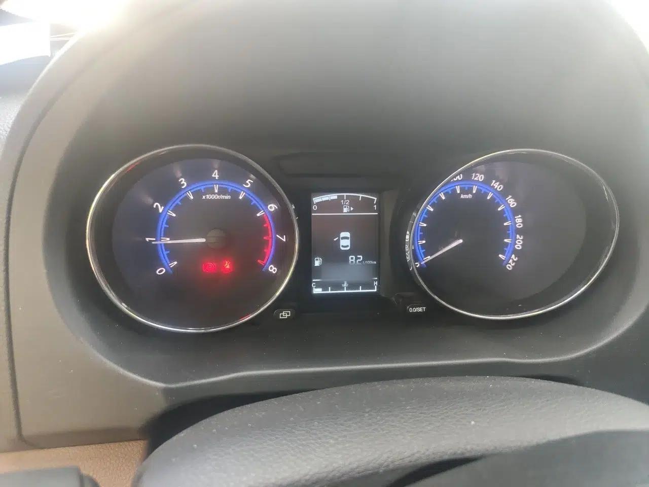 FORTHING SX6 2016 1.6L Manual Luxury Model — миниатюра 10