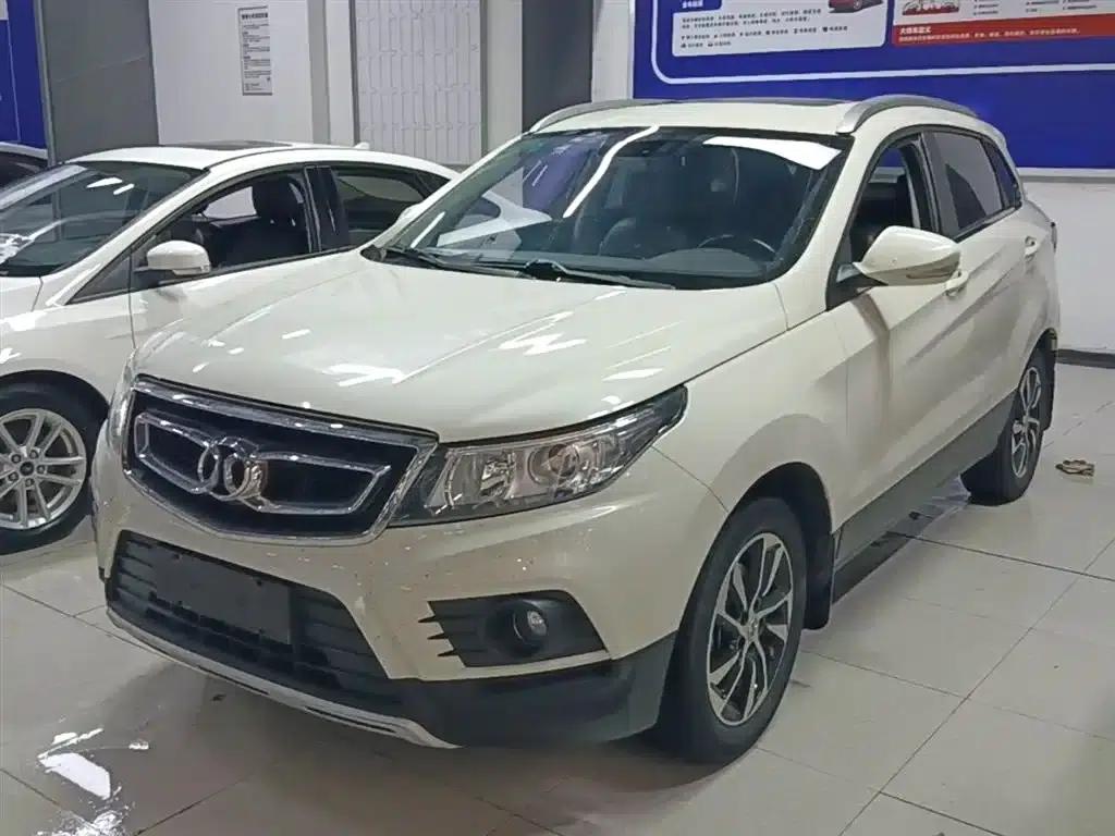 Senova X55 2016 1.5T CVT Elite Edition — миниатюра 1