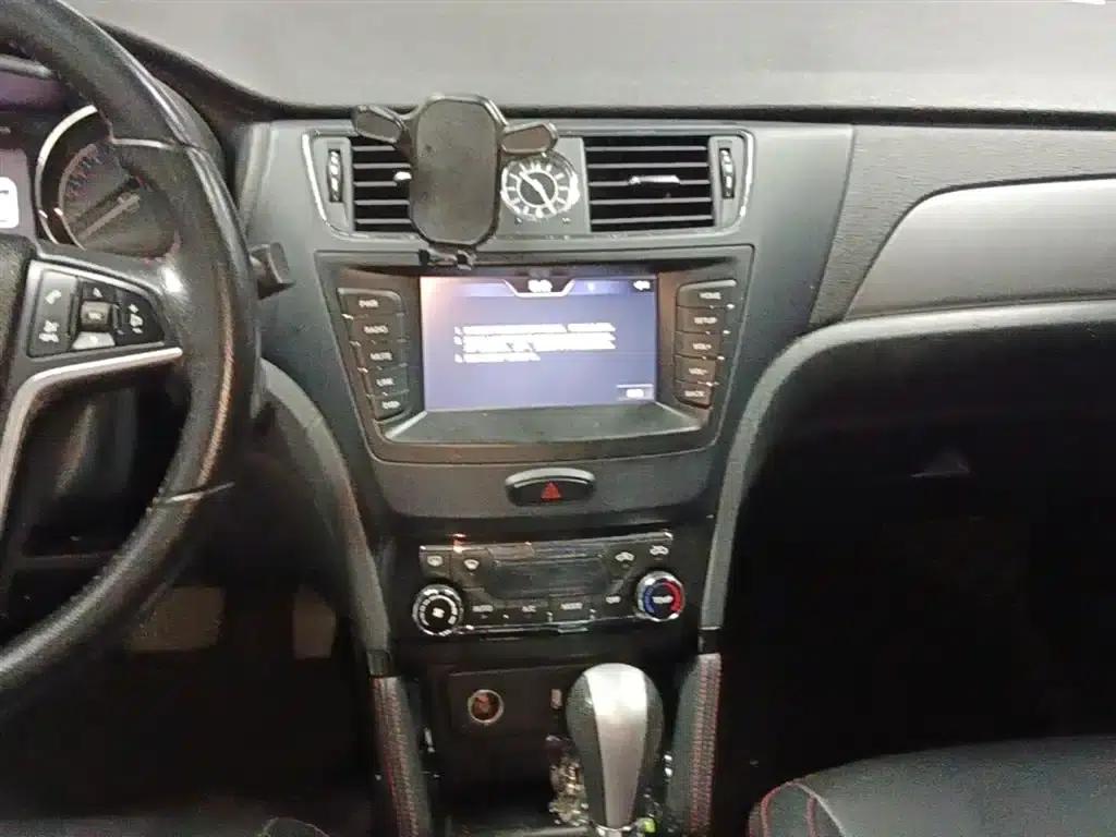 Senova X55 2016 1.5T CVT Elite Edition — миниатюра 13