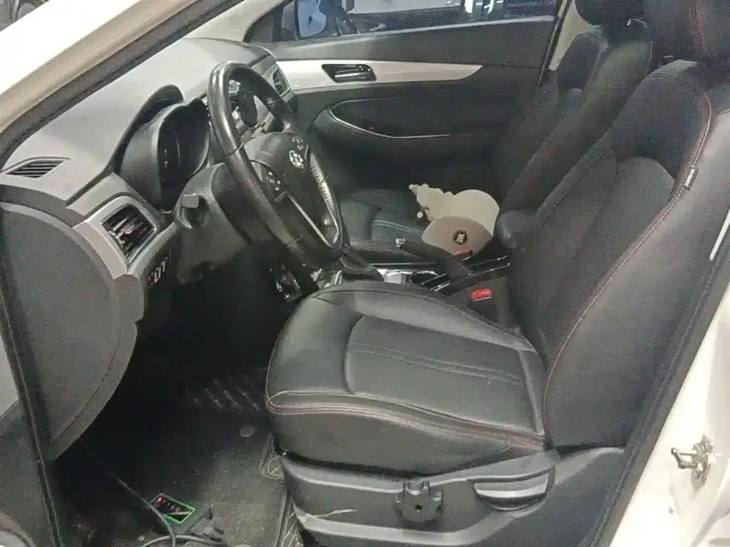 Senova X55 2016 1.5T CVT Elite Edition — миниатюра 15
