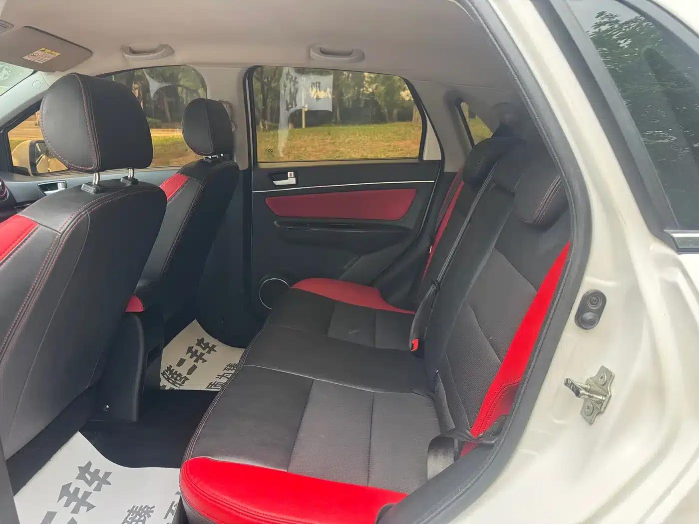 2017 Senova X25 1.5L Automatic Elite Navigation Edition — миниатюра 5