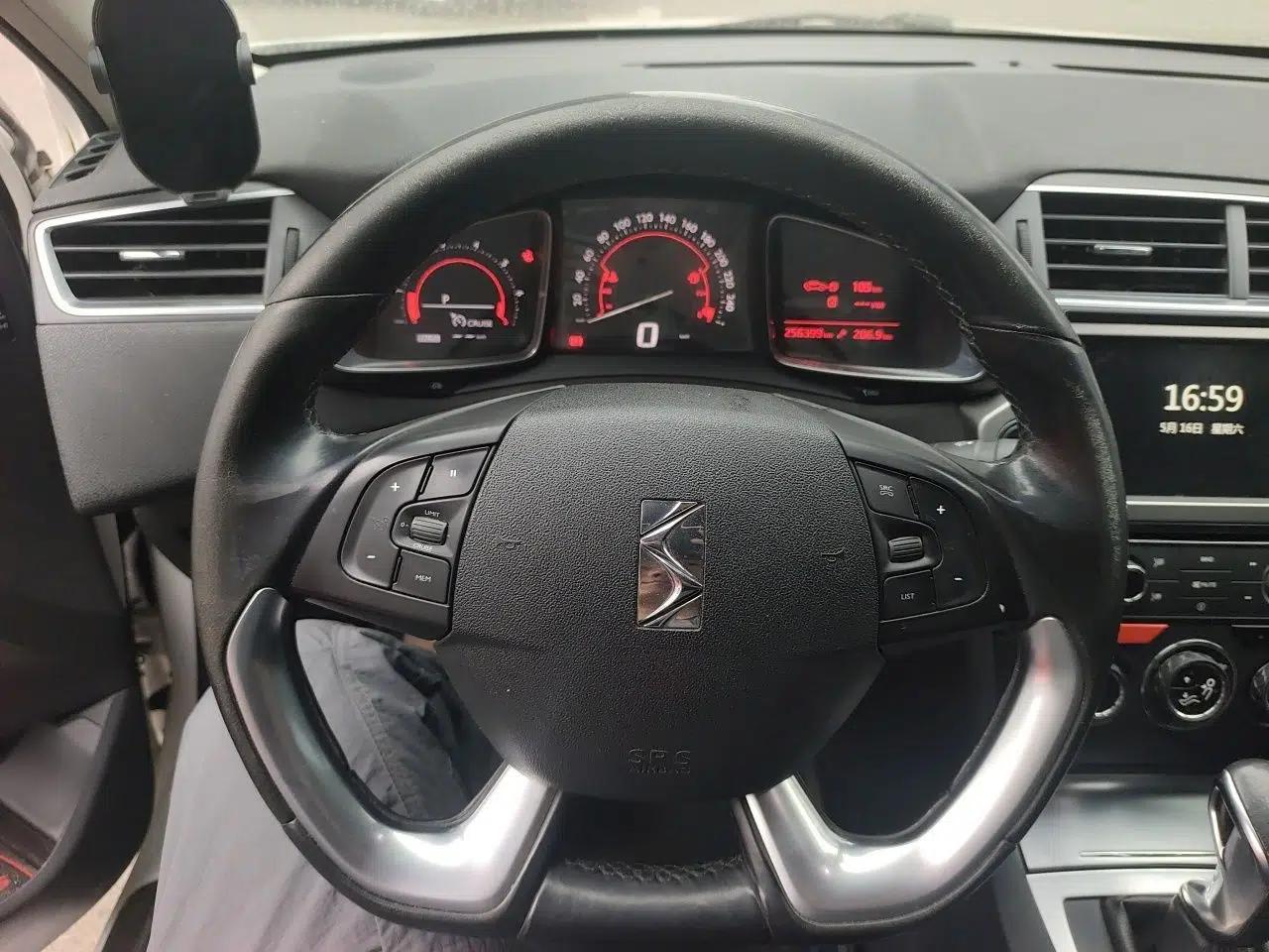 DS 5LS 2014 1.6T Luxury Edition THP160 — миниатюра 11