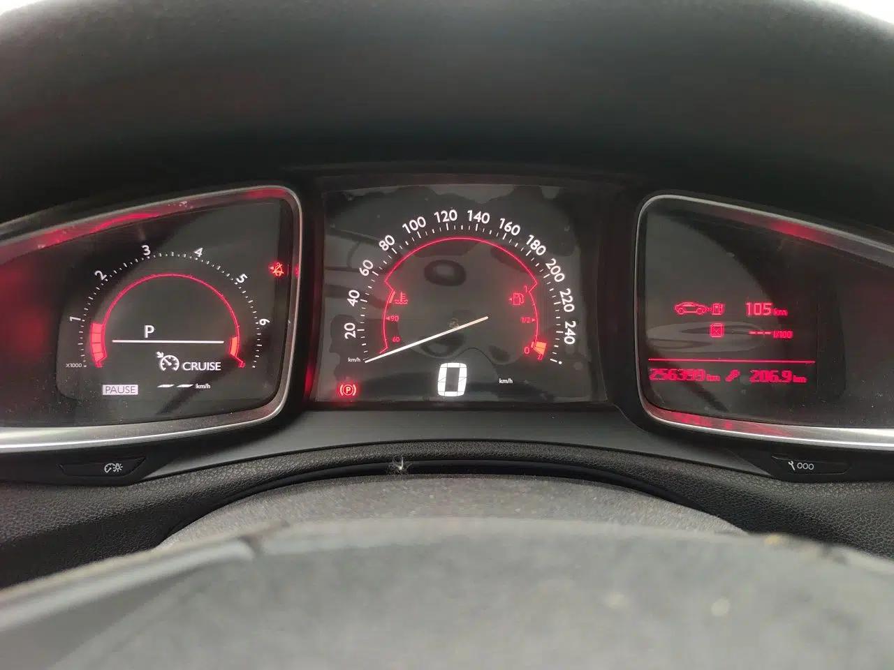 DS 5LS 2014 1.6T Luxury Edition THP160 — миниатюра 12
