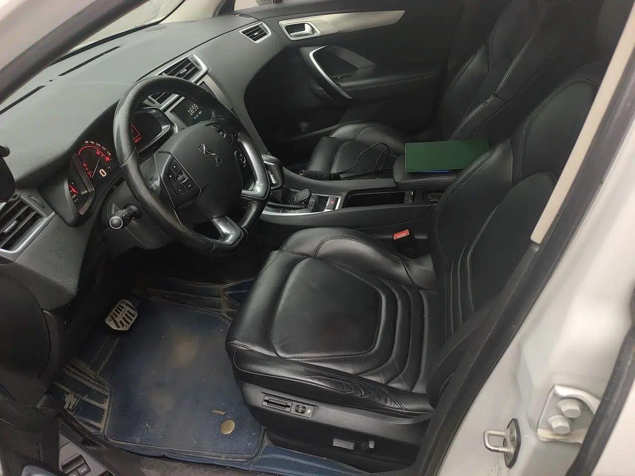 DS 5LS 2014 1.6T Luxury Edition THP160 — миниатюра 16