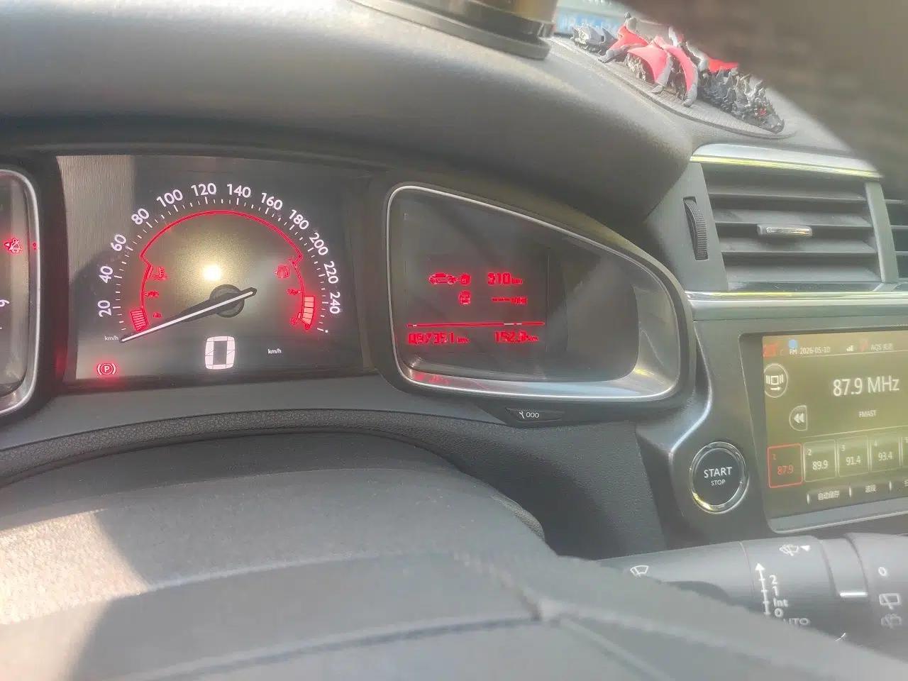 DS 6 2014 1.6T Luxury Edition THP200 — миниатюра 13