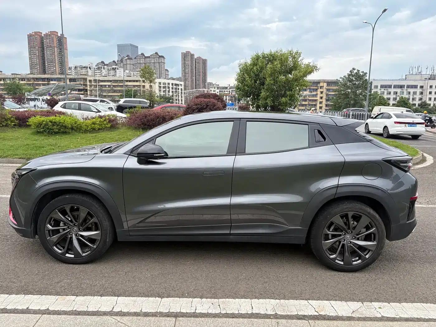 Changan UNI-T 2020 1.5T Premium Edition — миниатюра 4