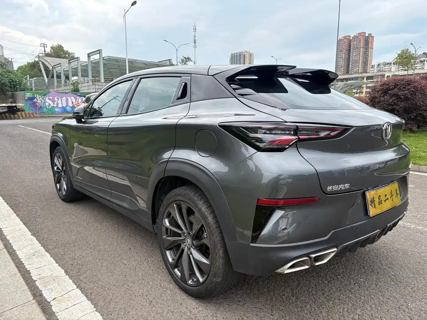 Changan UNI-T 2020 1.5T Premium Edition — миниатюра 5